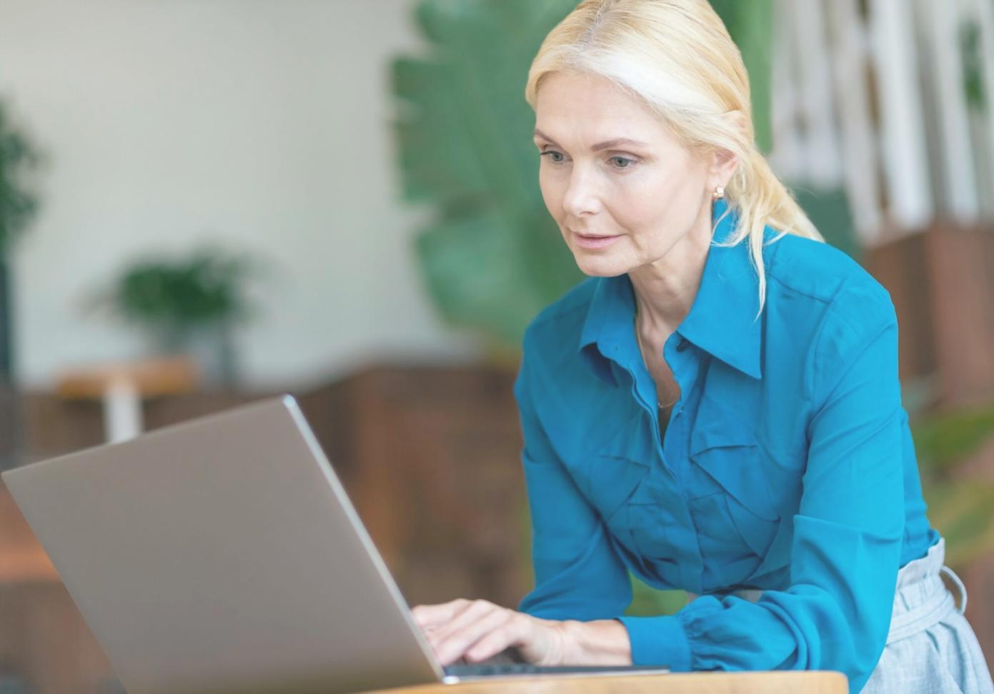 Online learning setup with design tools and video conferencing